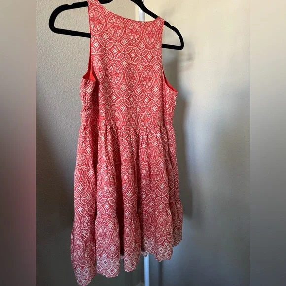 Sold. 🌺Sincerely Jules Coral Print V-Neck Sundress - Picture 3 of 4